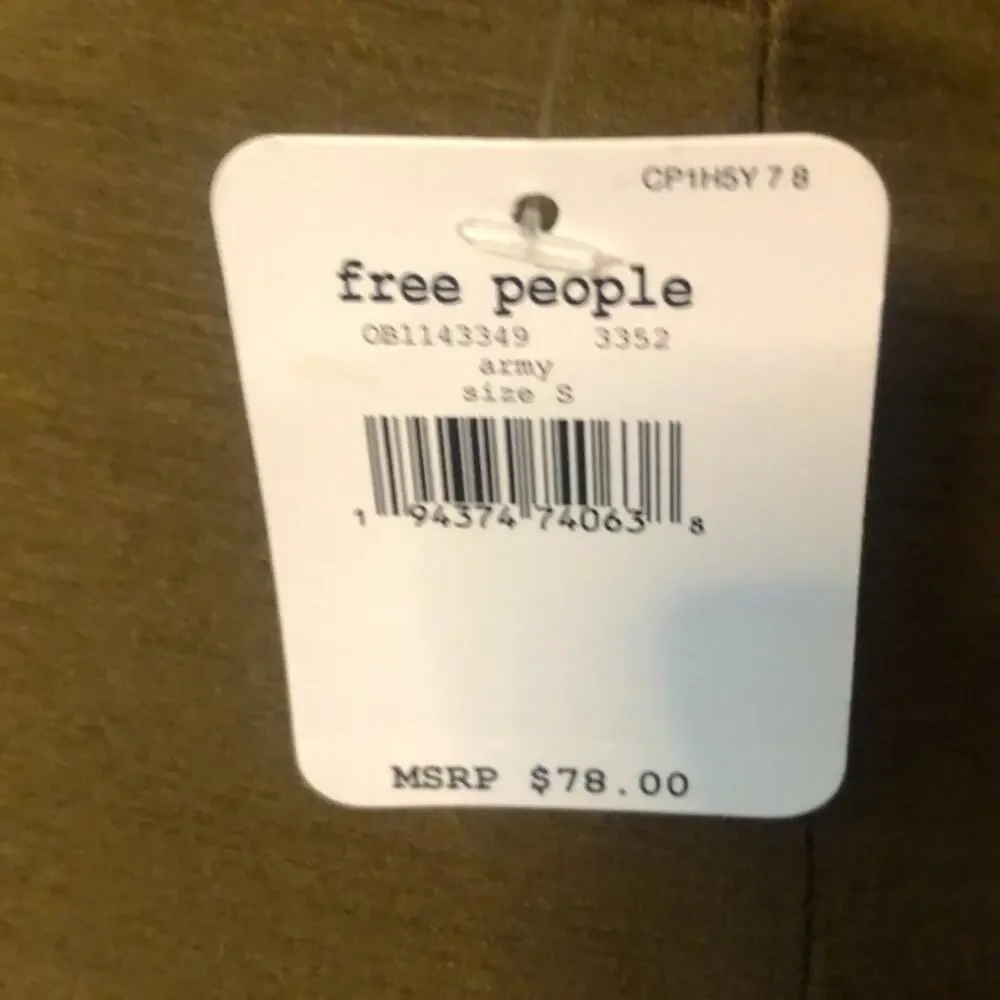 NWT! Free People Featherweight Long-Sleeve Size Small